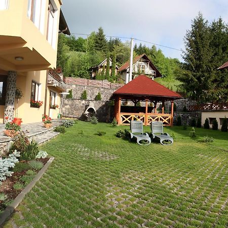 Pensiunea Amnesia Sovata Buitenkant foto